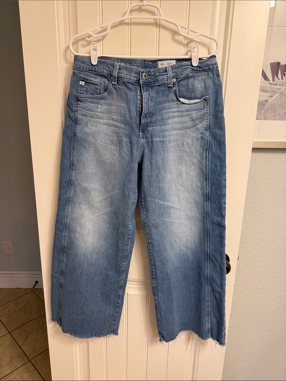 Ag Adriano Goldschmied Saige Panel Wide-Leg Crop Jeans with Raw Hem